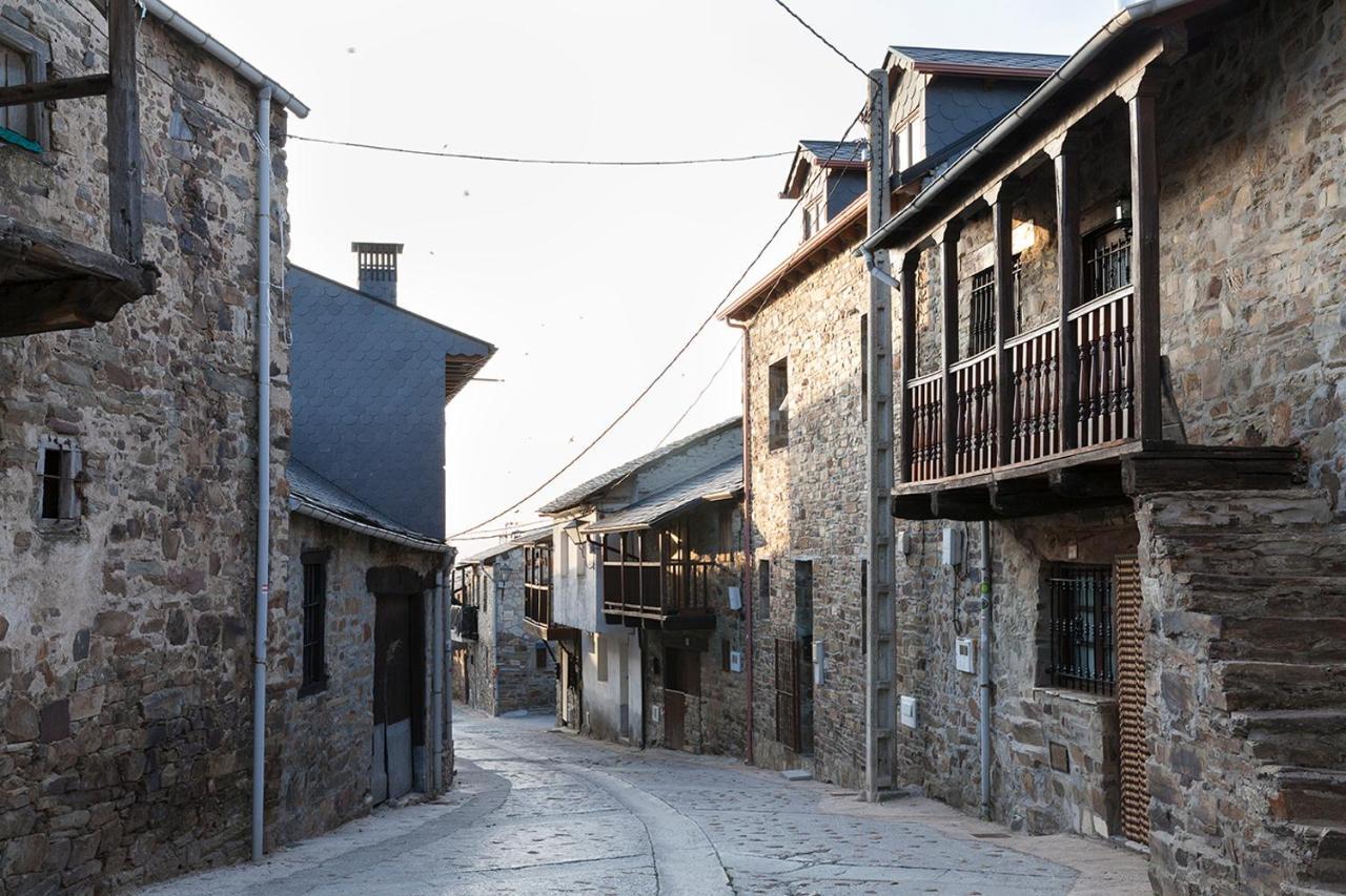 La Rosa Del Agua Bed & Breakfast El Acebo de San Miguel Екстериор снимка